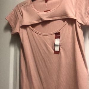 ❗️Guess T-shirt ❗️